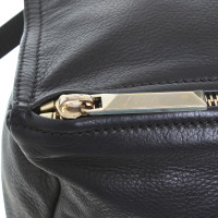 Givenchy "Pandora Small Messenger Bag" in Schwarz