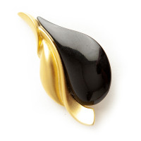 Givenchy Brooch in Gold