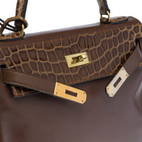 Hermès Kelly Bag 28 Leather in Brown