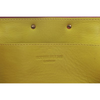 Sophie Hulme Handtasche aus Leder in Gelb