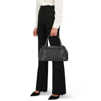 Chanel Timeless CC Bowler Bag aus Leder in Schwarz