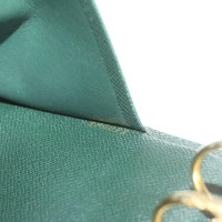 Louis Vuitton Sac à main/Portefeuille en Cuir en Vert