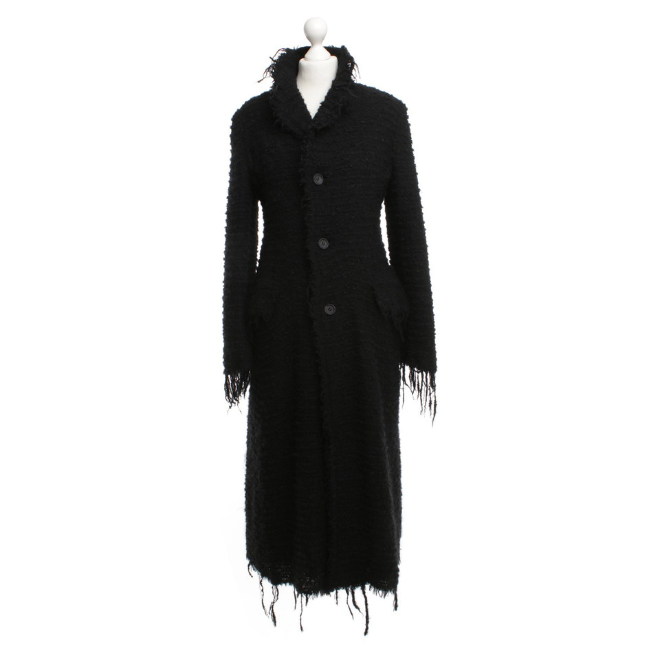 Comme Des Garçons Coat in black