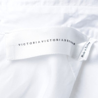 Victoria By Victoria Beckham Ärmellose Bluse in Weiß
