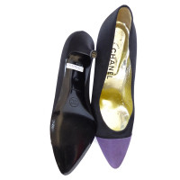 Chanel Silkpumps with violet cap