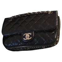 Chanel Classic Flap Bag Medium Leer in Blauw