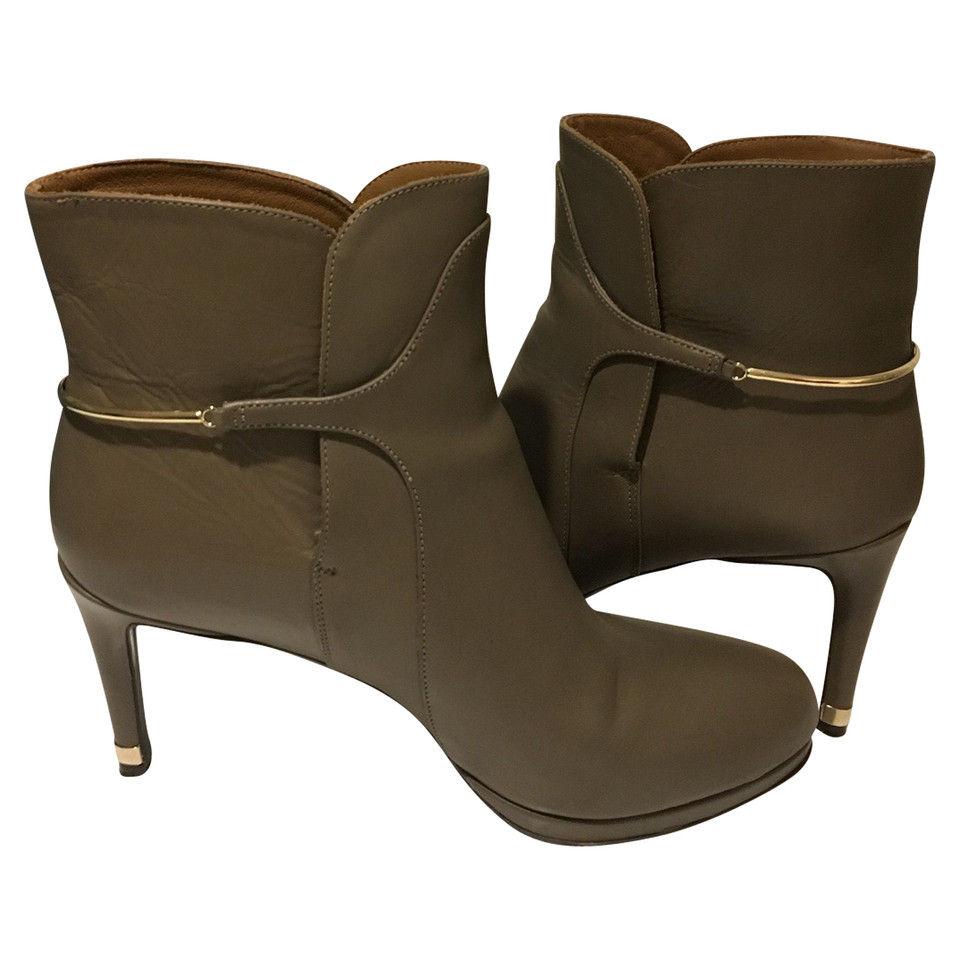 Patrizia Pepe Ankle boots in taupe