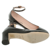 Repetto Pumps/Peeptoes Patent leather in Black