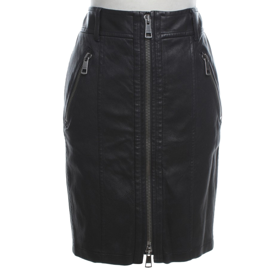 Burberry Black Leather skirt