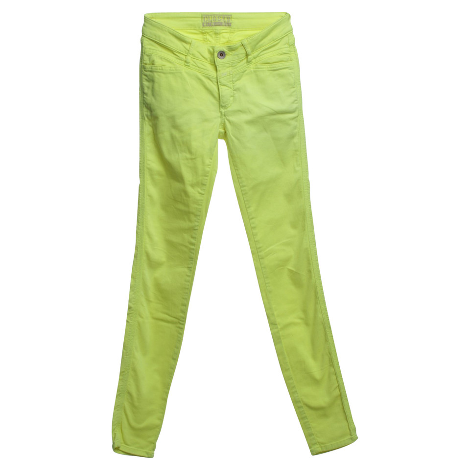 Closed Jeans in neon yellow