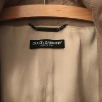 Dolce & Gabbana Lichtbruin tab vest Look