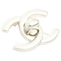 Chanel Pin sous forme de logo