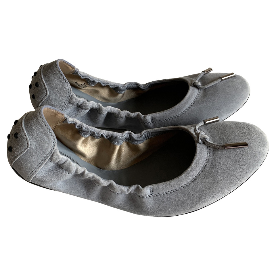 Tod's Slippers/Ballerinas Suede in Grey