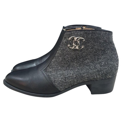 Chanel Ankle boots Wool in Grey
