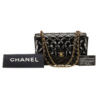 Chanel Mademoiselle Patent leather in Black