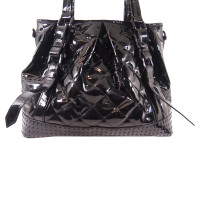 Burberry Shopper Patent leather in Black