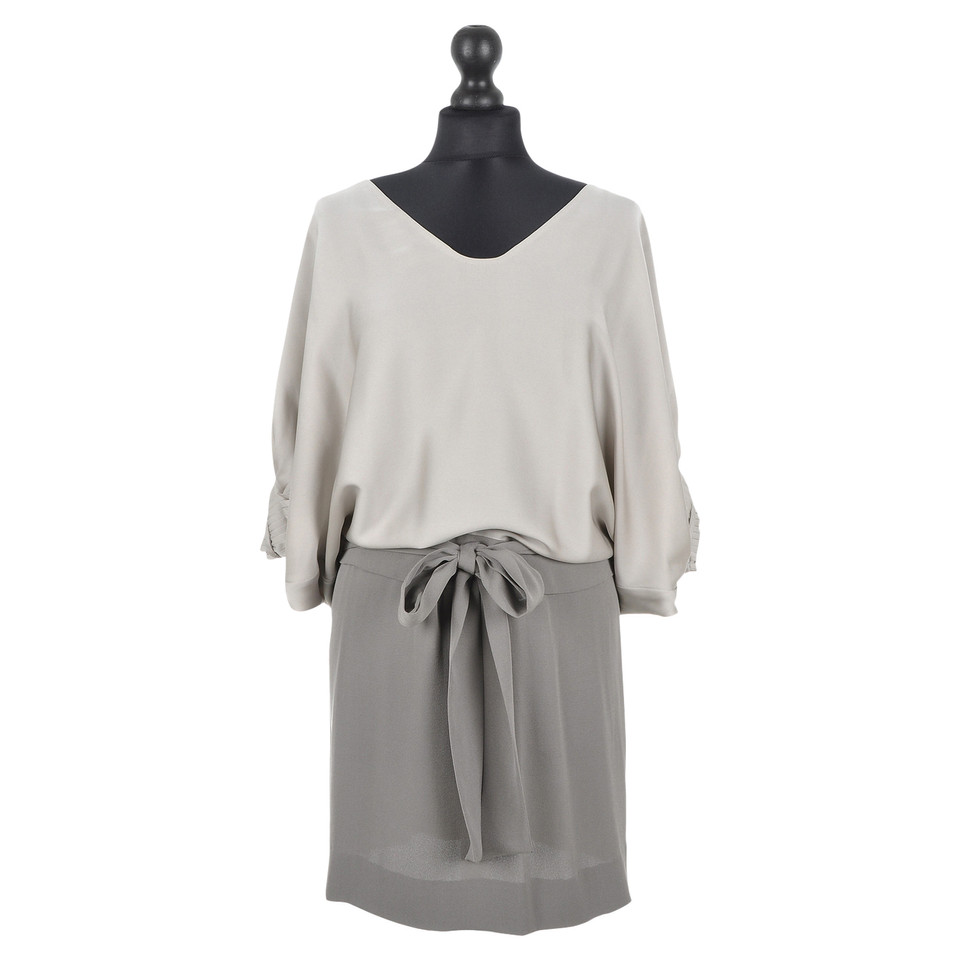 Diane Von Furstenberg Kleid aus Seide in Grau