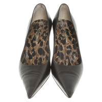 Dolce & Gabbana Pumps/Peeptoes aus Leder in Schwarz