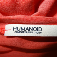 Humanoid Robe de couleur pêche