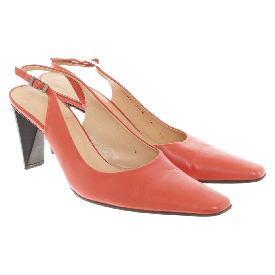 Bally Pumps in Rot
