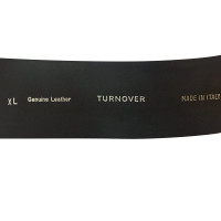 Turnover Black leather belt