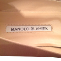 Manolo Blahnik deleted product