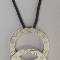 Bulgari Ensemble de bijoux avec pendentif logo