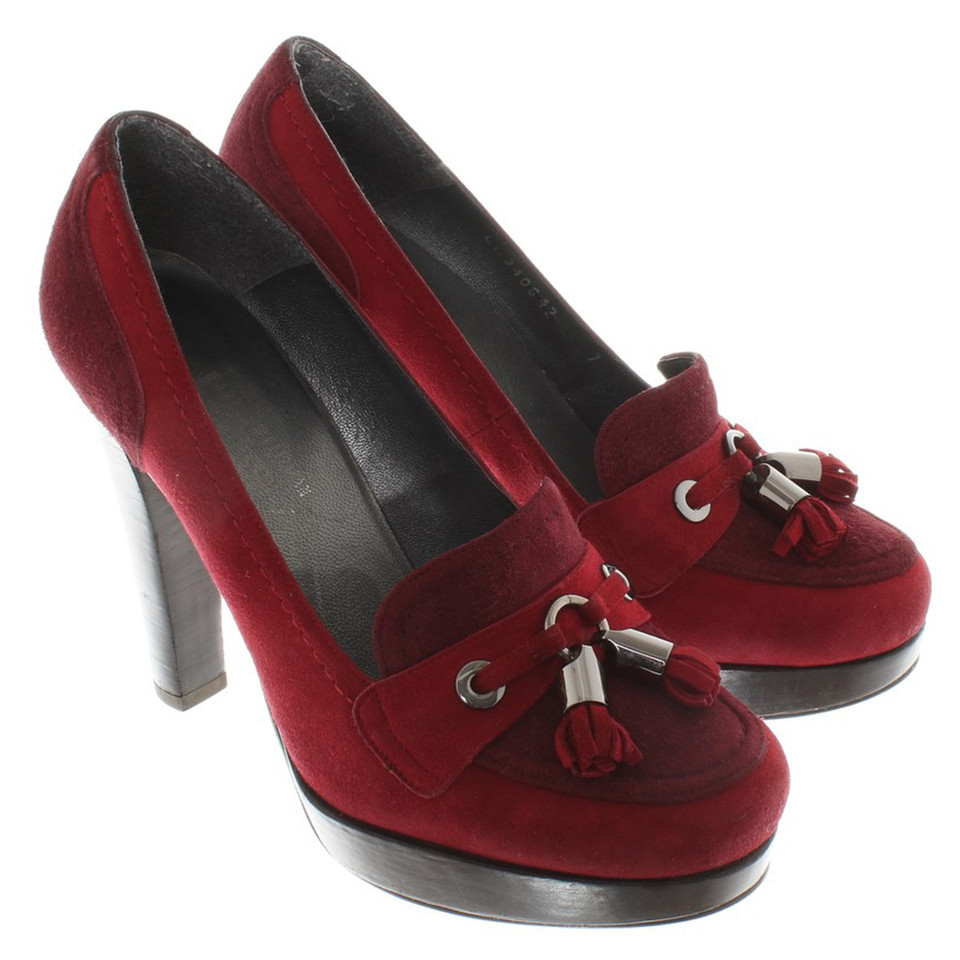 Russell & Bromley pumps in het rood