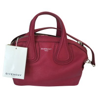 Givenchy Nightingale Micro in Pelle in Fucsia