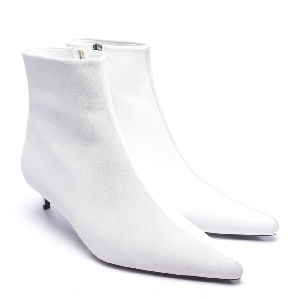 Anine Bing Stiefeletten aus Leder in Creme