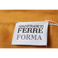 Gianfranco Ferré Oberteil aus Leinen in Orange
