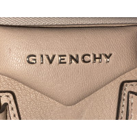 Givenchy Antigona Lock  Mini 22 en Cuir en Crème