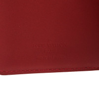 Louis Vuitton Sac à main/Portefeuille en Cuir verni en Rouge