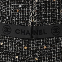 Chanel Kostüm in Bouclé-Optik