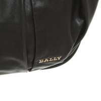 Bally Handtasche aus Leder in Schwarz