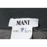 Mani Rock aus Wolle in Grau