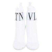 Valentino Garavani Pumps/Peeptoes in White