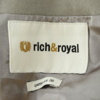 Rich & Royal Vest van imitatiebont in grijs