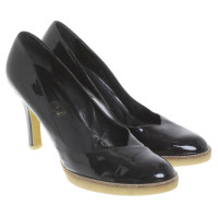 Gucci pumps in patent leather