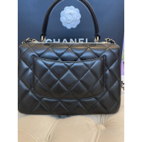 Chanel Trendy CC Bowling Bag Small aus Leder in Schwarz
