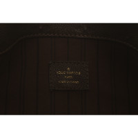 Louis Vuitton Artsy MM Monogram Empreinte aus Leder in Braun