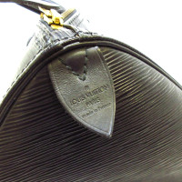 Louis Vuitton Keepall aus Leder in Schwarz