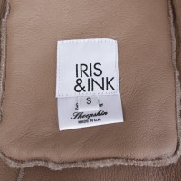 Iris & Ink Vest Fur in Beige