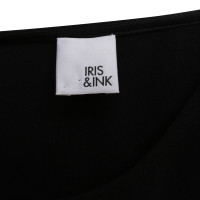 Iris & Ink top in black