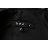 Theory Kleid aus Leder in Schwarz