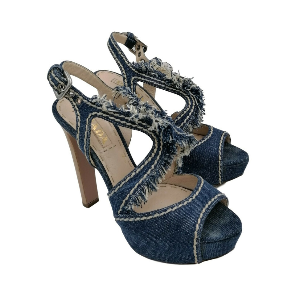 Prada Sandali in Denim in Blu