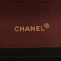 Chanel "Classic Flap Bag" a Bordeaux