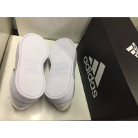 Adidas Sneaker in Bianco