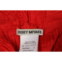 Issey Miyake Veste/Manteau en Rouge