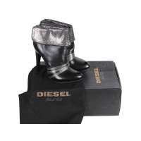 Diesel Stiefel aus Leder in Schwarz